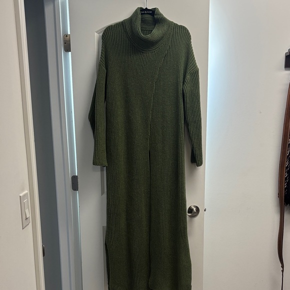SHEIN  Asymmetrical Sweater - Picture 1 of 2